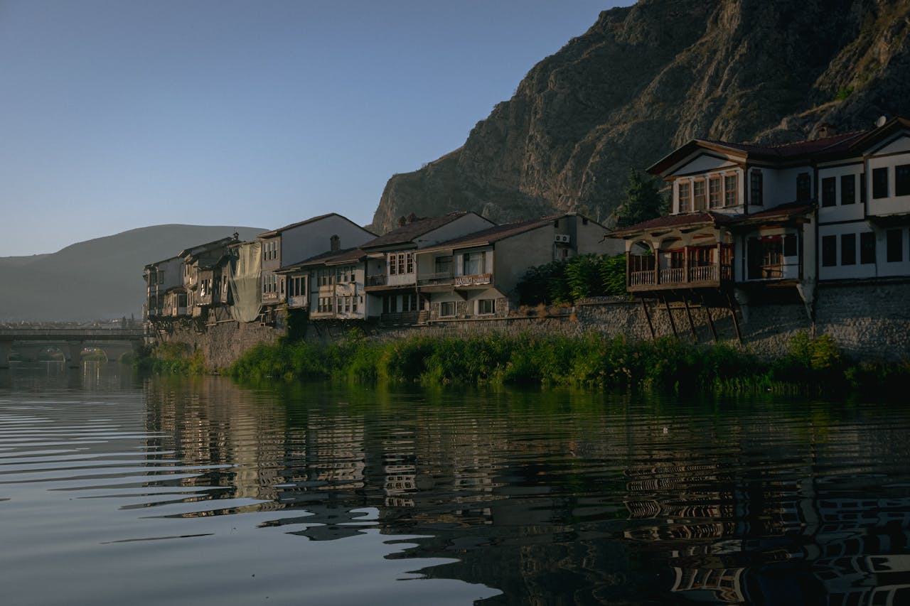 Amasya Stadt Fluss Türkei Amasya Stadt – Reisetipps für die historische Stadt in der Türkei